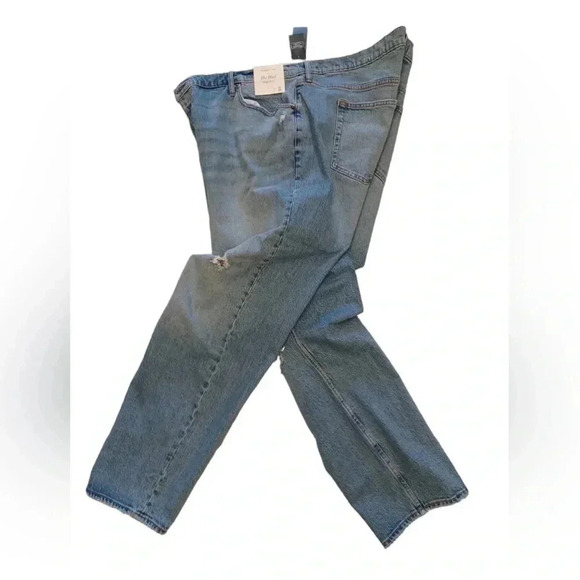 Ambercrombie & Fitch The Dad High Rise Distressed Light Wash Jeans Size 36 - Picture 4 of 12